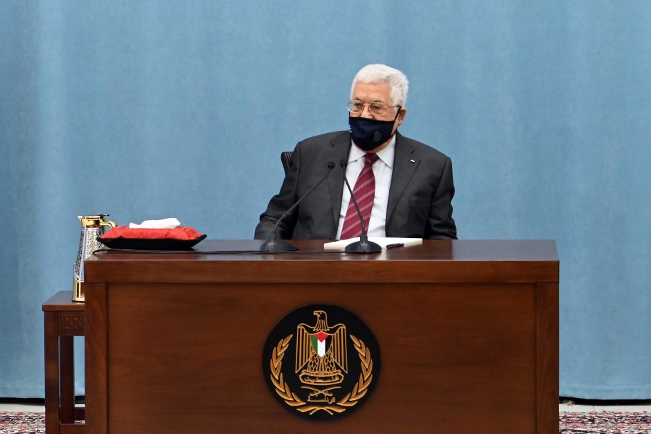 M. Abbasas: gegužę bus renkami palestiniečių parlamentarai, liepą – prezidentas