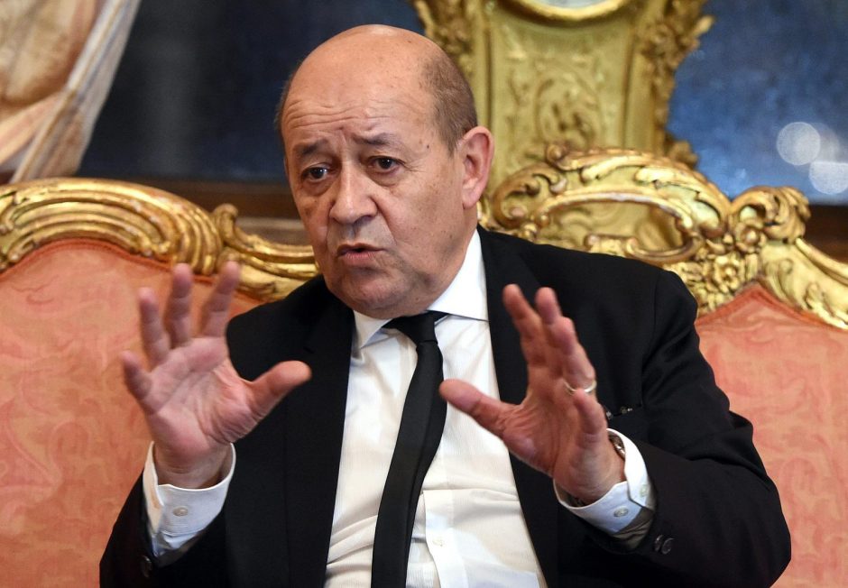 Prancūzija ragina „smarkiai“ spausti Libaną suformuoti naują vyriausybę