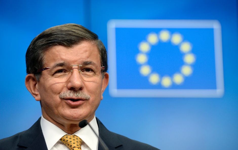 Susitarus su ES dėl migrantų Turkijos premjeras šią dieną pavadino istorine