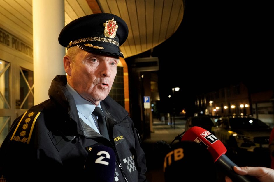 Norvegijoje lanku ginkluotas vyras nušovė penkis žmones, du sužeidė 
