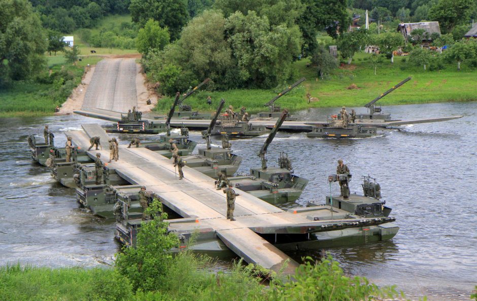 Latvijoje vasarą vyks didelio masto NATO karinės pratybos
