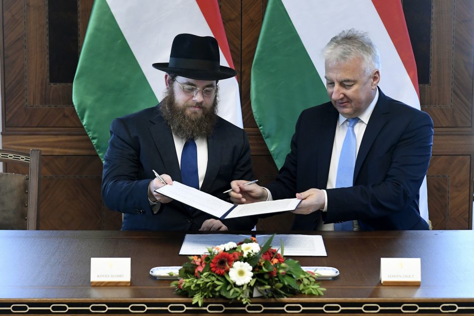 Vengrija pasirašė ypatingą susitarimą su vietos žydų ortodoksais