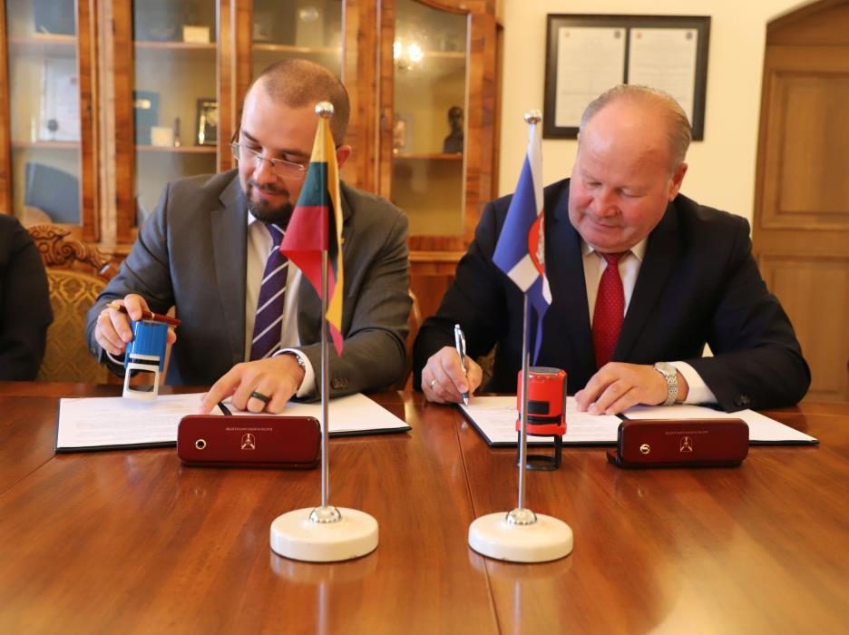 Sutartimi įtvirtinta Kauno rajono savivaldybės ir KTU draugystė