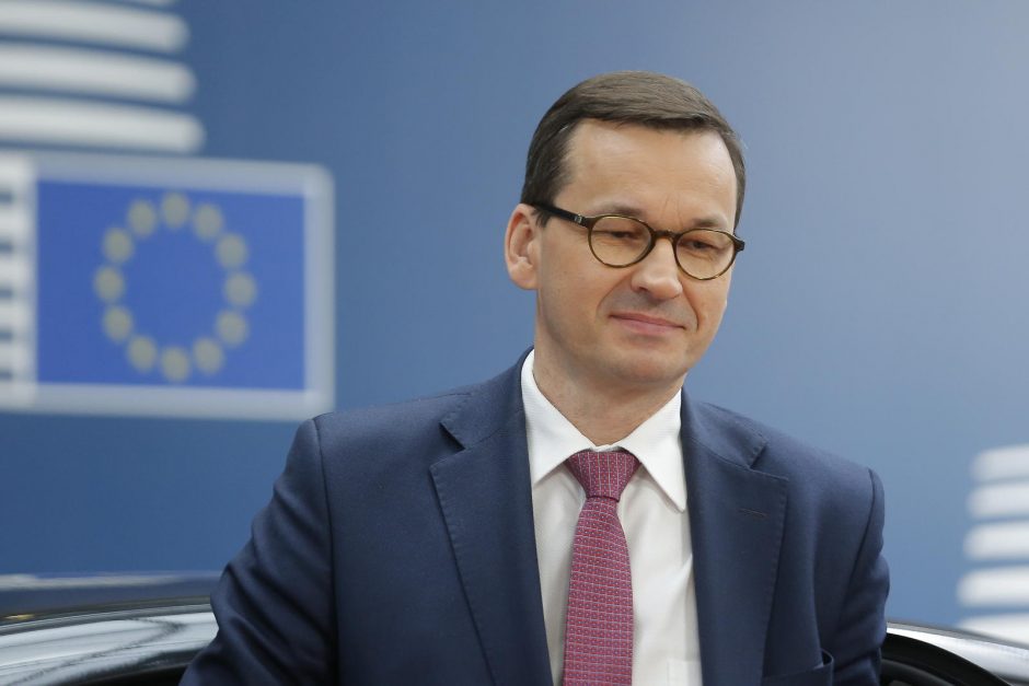 Lenkijos teismas priėmė sprendimą svarbioje ginčo su ES byloje