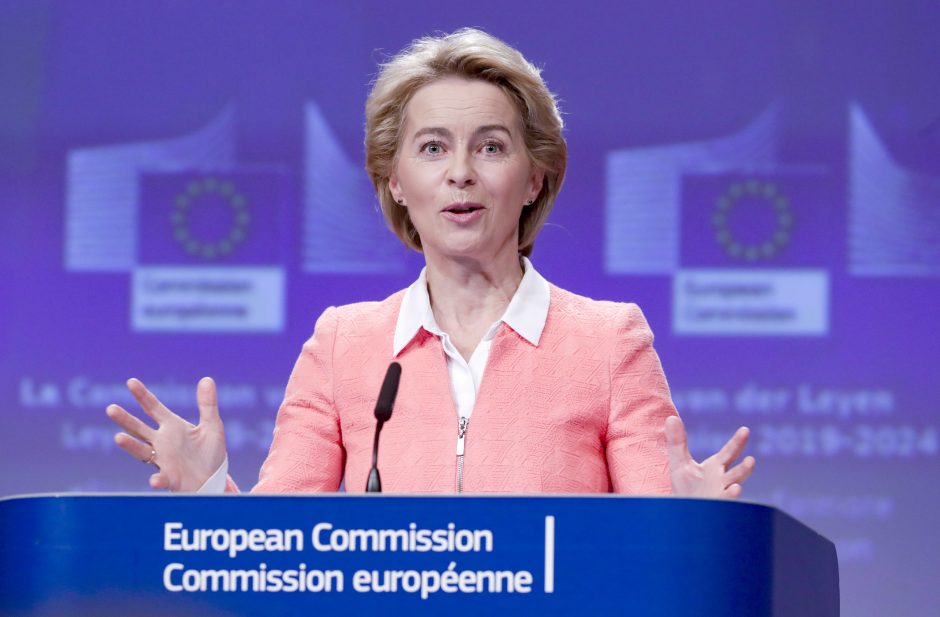 ES atstovai pakvietė U. von der Leyen aptarti kritikuojamus portfelių pavadinimus