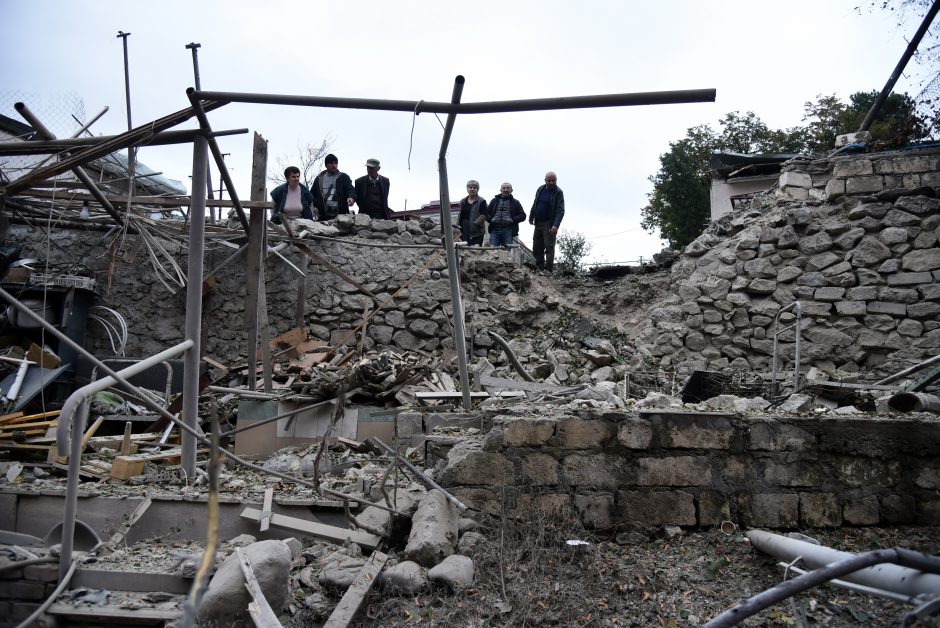 V. Putinas: atsinaujinusio konflikto Kalnų Karabache aukų skaičius artėja prie 5 000