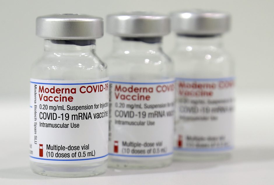 EVA leido skirti „Moderna“ vakcinos stiprinančiąją dozę asmenims nuo 18 metų