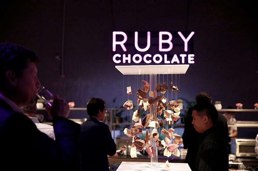 Šveicarijos konditeriai išrado naują šokolado rūšį