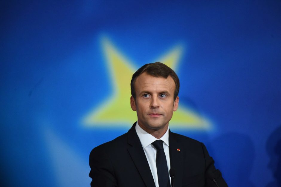 Prancūzijos Nacionalinė Asamblėja patvirtino pirmąjį E. Macrono biudžetą
