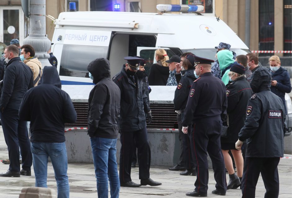 Maskvos centre įkaitų banko skyriuje paėmęs vyras sulaikytas, žmonės nenukentėjo 