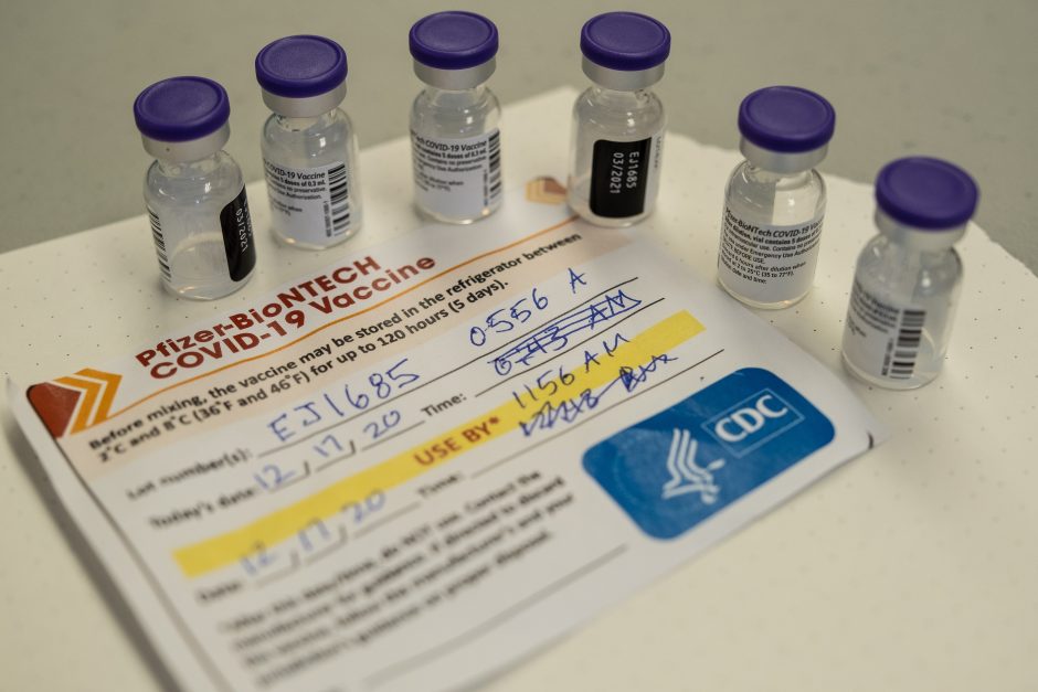 PSO: vakcinos 40 proc. sumažina COVID-19 perdavimo riziką