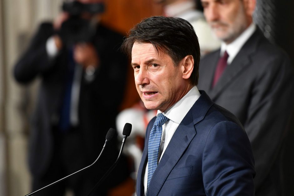 Italijos premjeras atleido korupcija įtariamą viceministrą