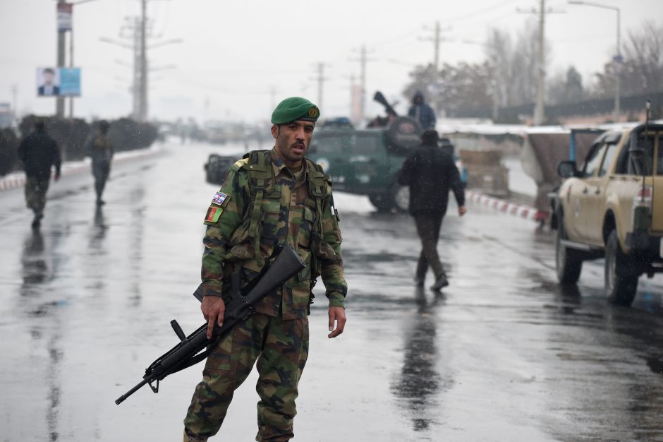 Per IS ataką prieš Afganistano karo akademiją žuvo mažiausiai 11 karių 