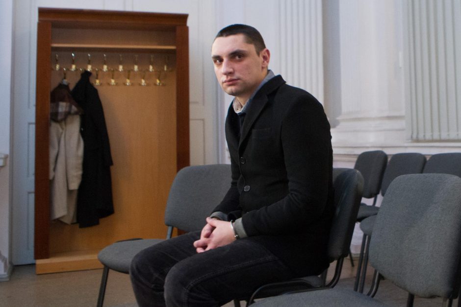 I. Molotkovas teisme išklojo, kodėl pabėgo su policijos automatu