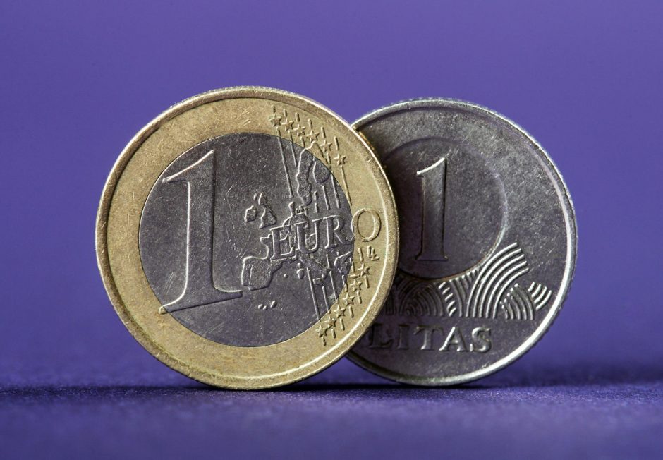 „Swedbank“: trečdalis verslininkų dar negalvoja, kaip apsirūpins eurais