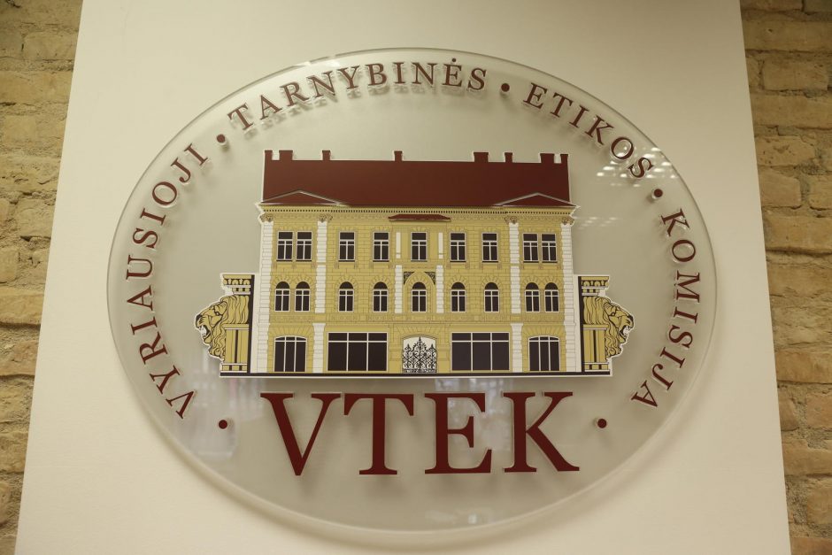 VTEK tirs buvusio „Registrų centro“ Sertifikatų centro vadovo elgesį