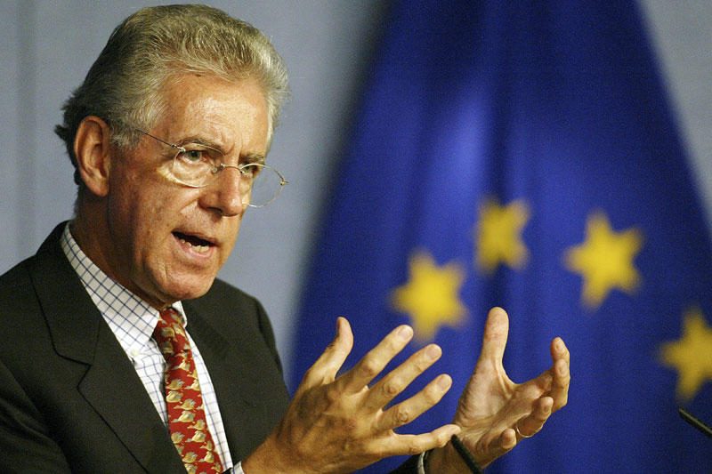 Formuoti naująją Italijos vyriausybę pavesta ekonomistui M.Monti 