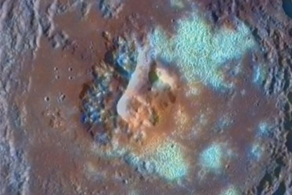 Palydovas „Messenger“ siunčia žinutę iš Merkurijaus