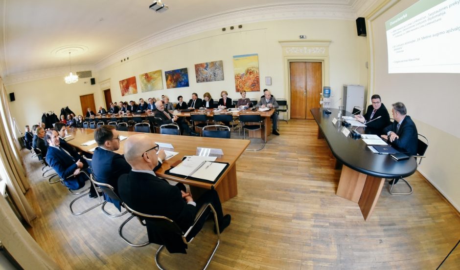 L. Linkevičius su pramonininkais aptarė Lietuvos užsienio politikos prioritetus 