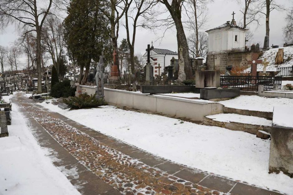 Paskelbtas istorinių Rasų kapinių Vilniuje sutvarkymo darbų konkursas