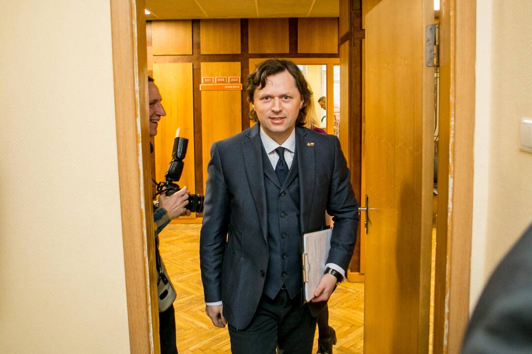 Kaune sutriuškintos dokumentų klastotojų ir vagystes vykdžiusių asmenų grupuotės