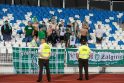 Dėmesys: net ir negausų Vilniaus „Žalgirio“ sirgalių būrelį Kosovo sostinės stadione įdėmiai stebėjo saugos tarnybų pareigūnai.