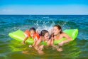 Atsakomybė: tėvai privalo leisti vaikus mokytis plauti ir susipažinti su saugiu elgesio vandenyje ir prie jo.