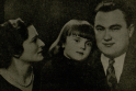 Šeima: rašytojas su žmona Marija ir sūnumi Andriumi. 