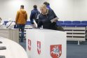 Apsisprendimas: pirmąją išankstinių rinkimų dieną Klaipėdos savivaldybėje balsavę rinkėjai neslėpė, jog atėjo apsisprendę, ką ketina rinkti.