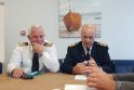 Nuostata: jūrų kapitonai pergyvena dėl jūrinės sistemos likimo, nori padėti kolegai S.Šiaučiūnui išlaviruoti tarp pertvarkos srovių.