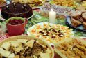 Tradicija: pamažu kinta žmonių požiūris į tradicinį Kūčių stalą, naminį maistą keičia užsakomi patiekalai iš restoranų.