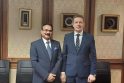 Ryšiai: Indijos ambasadorius Lietuvoje D. Uttam (kairėje) ir Klaipėdos meras A. Vaitkus aptarė bendradarbiavimo galimybes.