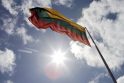 Pagarba: per valstybinę šventę, liepos 6-ąją, visoje šalyje plevėsuos Lietuvos trispalvės.