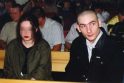 greta prostitutės teismo posėdžiuose sėdėdavęs E.Ušinskas oficialiai tebėra ieškomas.