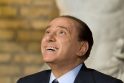 Italijos premjeras S.Berlusconi atsistatydino