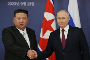 V. Putinas ir Kim Jong Unas aptarė Šiaurės Korėjos piliečio siuntimą į kosmosą