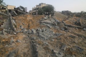 Pasaulio Banko vadovas: Izraelio ir „Hamas“ karas gali pridaryti rimtos ekonominės žalos