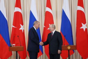 Kremlius: V. Putinas atidėjo vizitą į Turkiją iki prezidento rinkimų pabaigos
