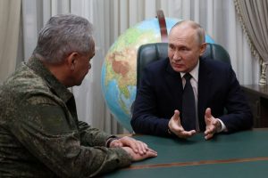 Rusija tvirtina, kad jos kariai daro pažangą visuose frontuose Ukrainoje