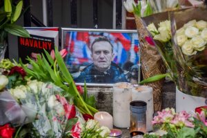 Bendražygiai: A. Navalno kūnas nebus grąžinamas dar dvi savaites