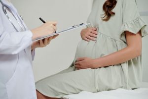 Grenlandijoje sukilo moterys: be jų žinios įdėtos kontraceptinės spiralės sukėlė nevaisingumą