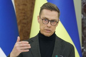 Suomijos prezidentas apie smūgius Rusijos objektams: rusai supranta tik jėgą