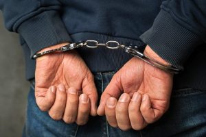 Teismas leido suimti nužudymu Tryškiuose įtariamą vyrą