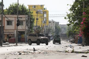 Smurto apimtame Haityje prisaikdinta laikinoji taryba