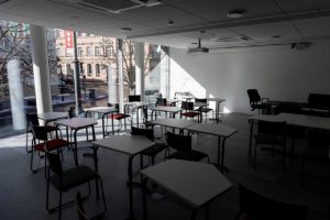 „Conres“ ir „BaltCap“ įmonė taikiai susitarė dėl skolos už darbus Kauno rajono mokyklose