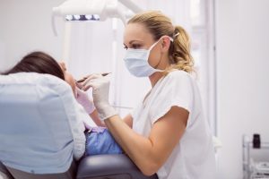 Po tragedijos – nerimas: kiek pavojinga alergija odontologo kėdėje?
