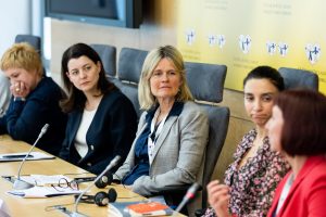 Lygybės instituto vadovė: smurtas prieš moteris kasmet ES kainuoja 366 mlrd. eurų
