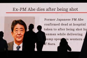 Lietuvos vadovai reiškia užuojautą dėl nužudyto buvusio Japonijos premjero Sh. Abe