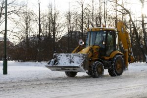 Klaipėdos rajono gyventojai samdo sniego kasėjus: 15 minučių uždarbis – 20 eurų