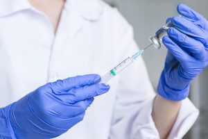 ES patvirtino vakcinos nuo raupų naudojimą siekiant apsisaugoti